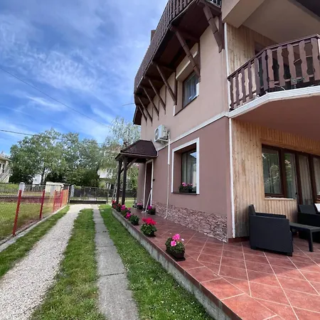 Zomi Vendeghaz Gasthuis 3*