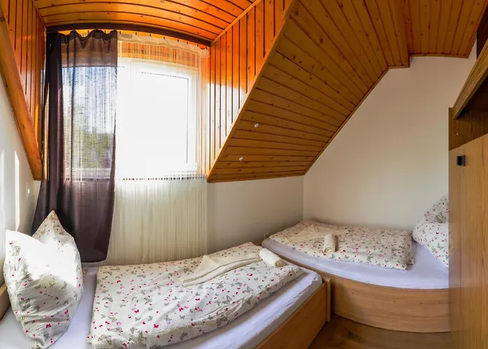 Zomi Vendeghaz Гостевой дом 3*