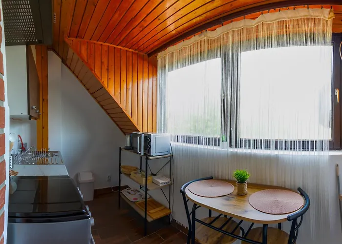 Zomi Vendeghaz 3* Шиофок