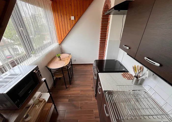 Zomi Vendeghaz Гостевой дом 3*