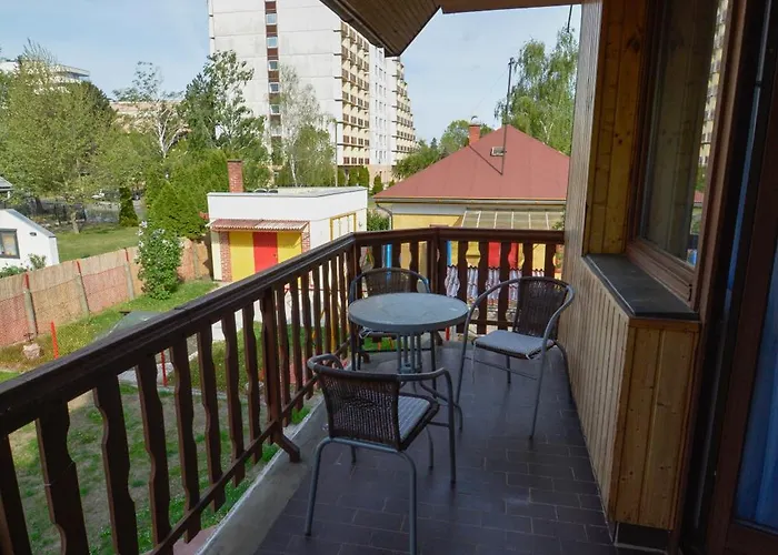 Zomi Vendeghaz Gasthof Siófok